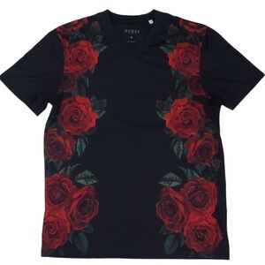 GUESS V Neck T-shirt